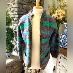 Vintage Carabeula 100% Wool hand made Ecuador Sweater Fits small to medi…